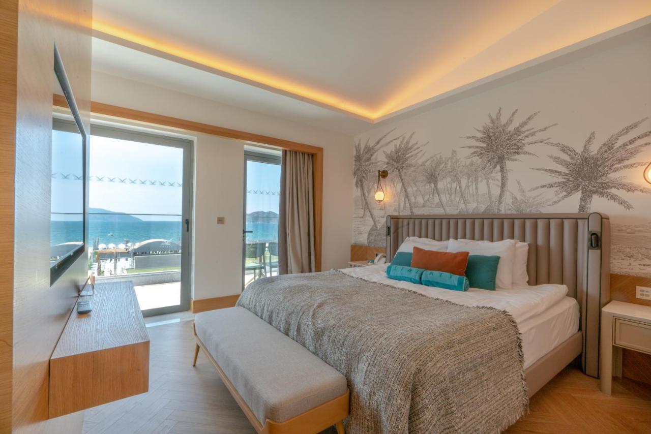 Liberty Fabay Hotel Fethiye Exterior foto A bedroom at the hotel
