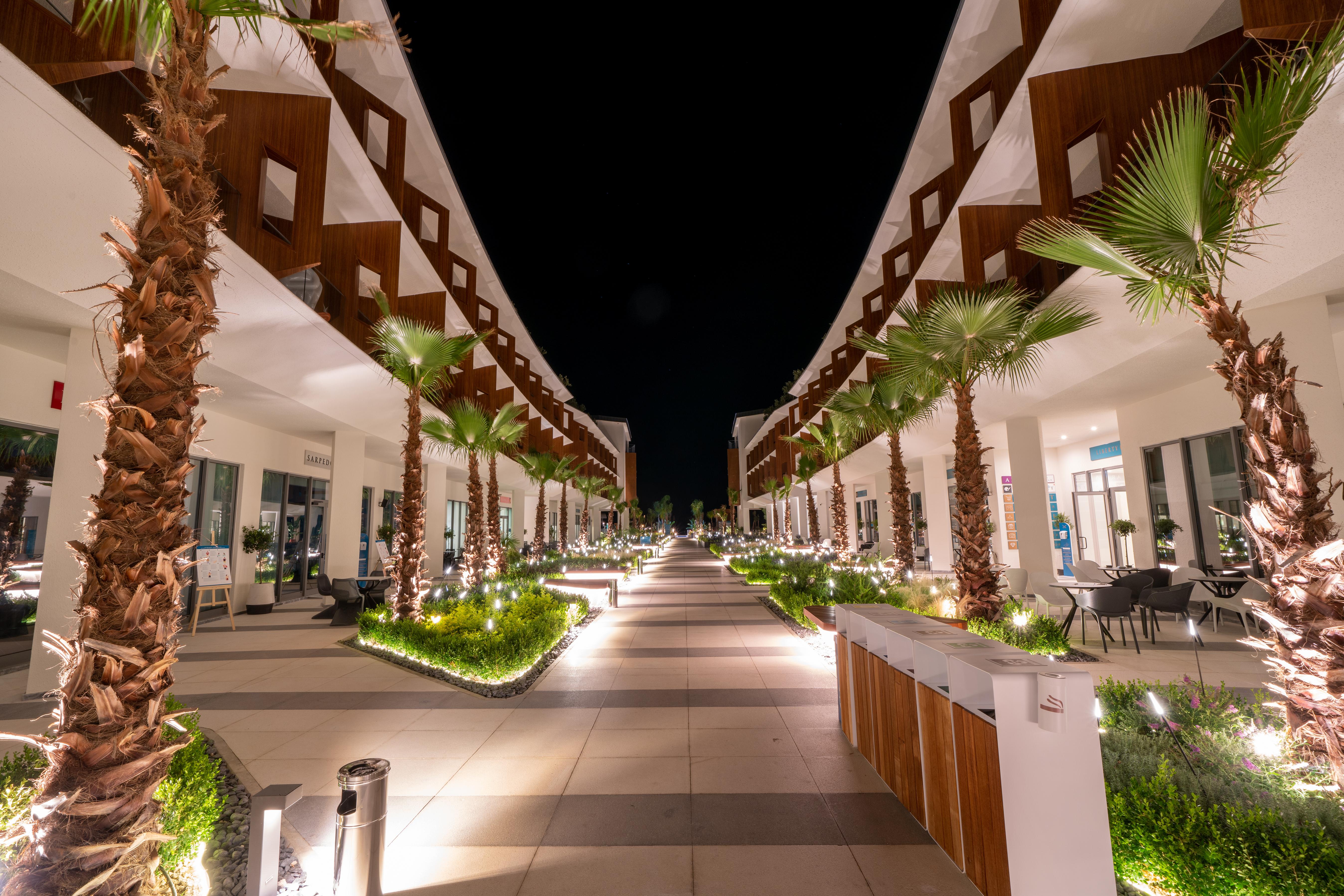 Liberty Fabay Hotel Fethiye Exterior foto The Village at Atlantis Paradise Island