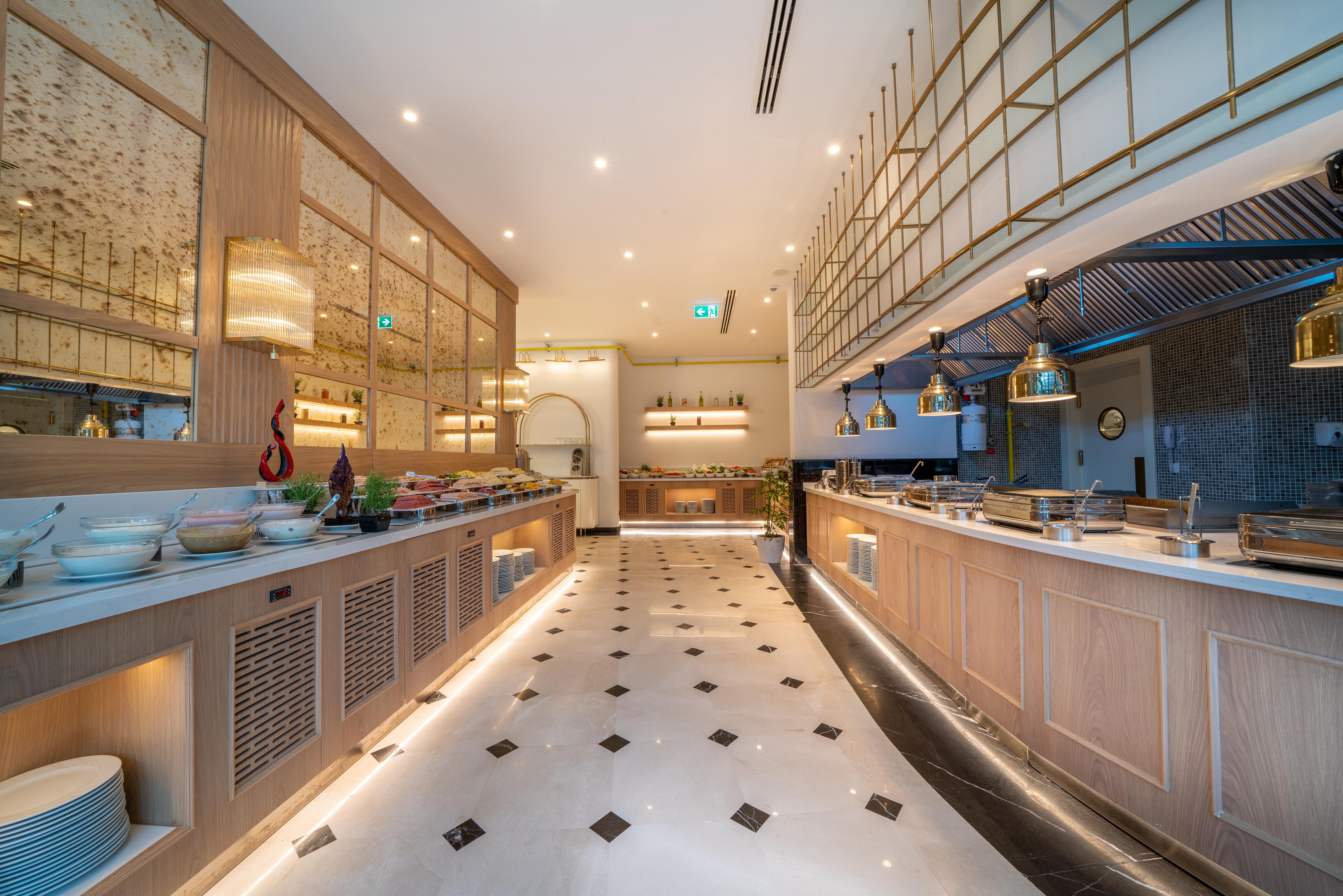 Liberty Fabay Hotel Fethiye Exterior foto The kitchen at the restaurant