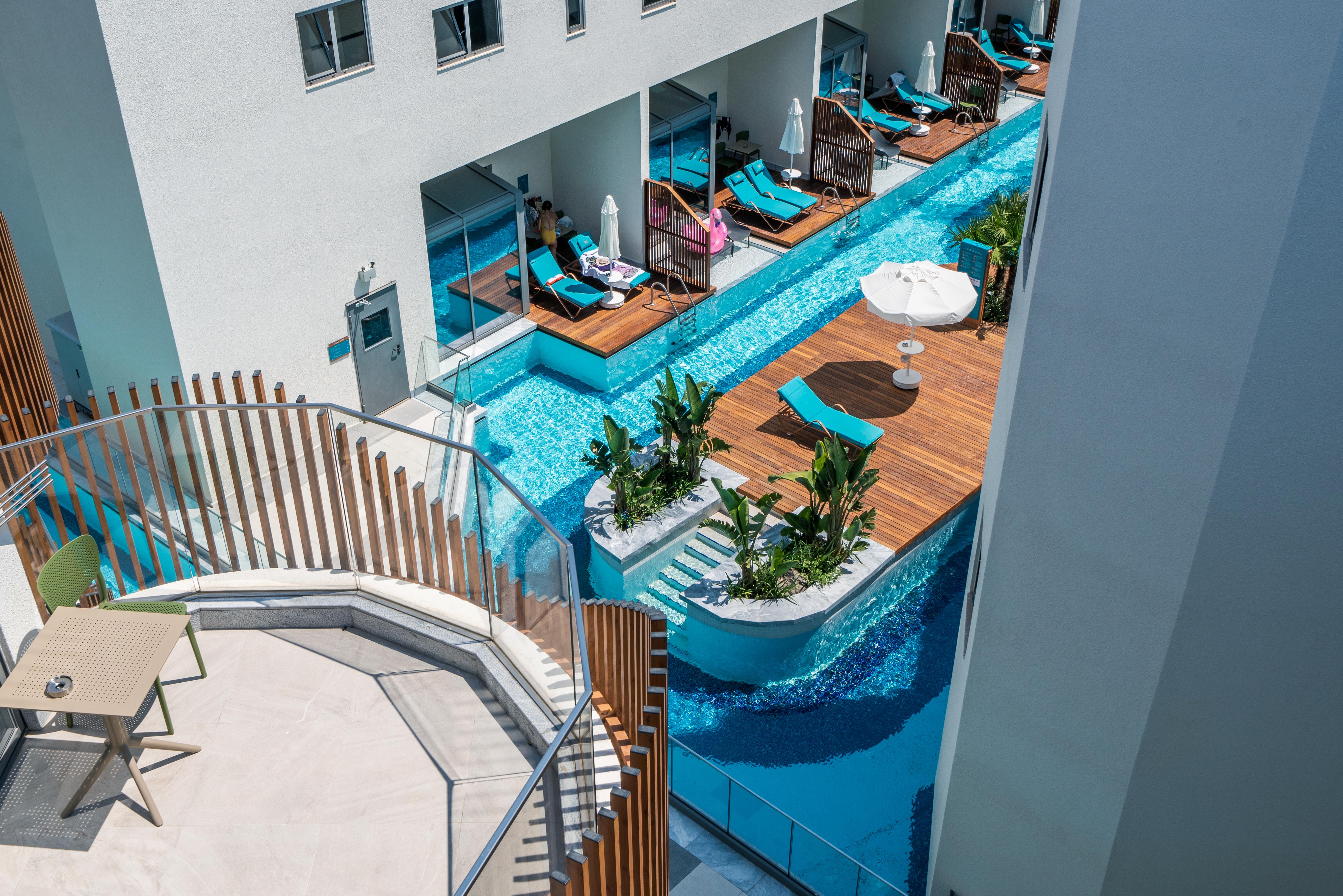 Liberty Fabay Hotel Fethiye Exterior foto The pool at the 3D2 Hotel