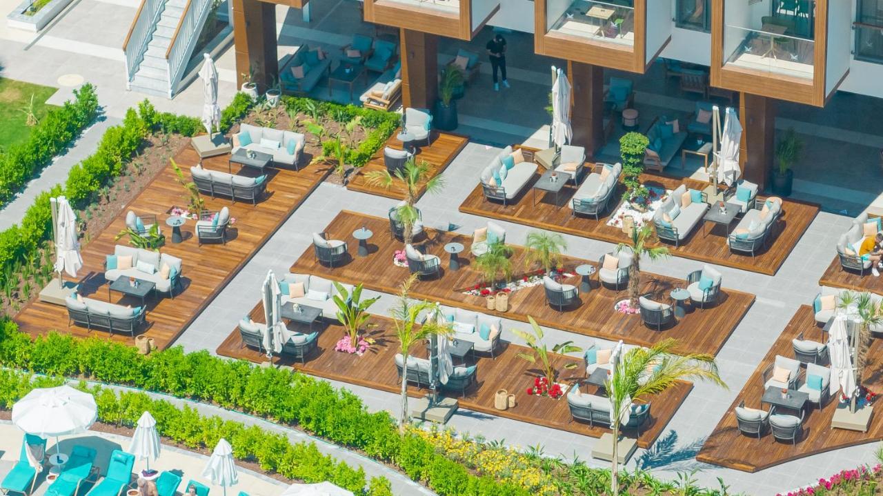 Liberty Fabay Hotel Fethiye Exterior foto The pool deck at the W South Beach