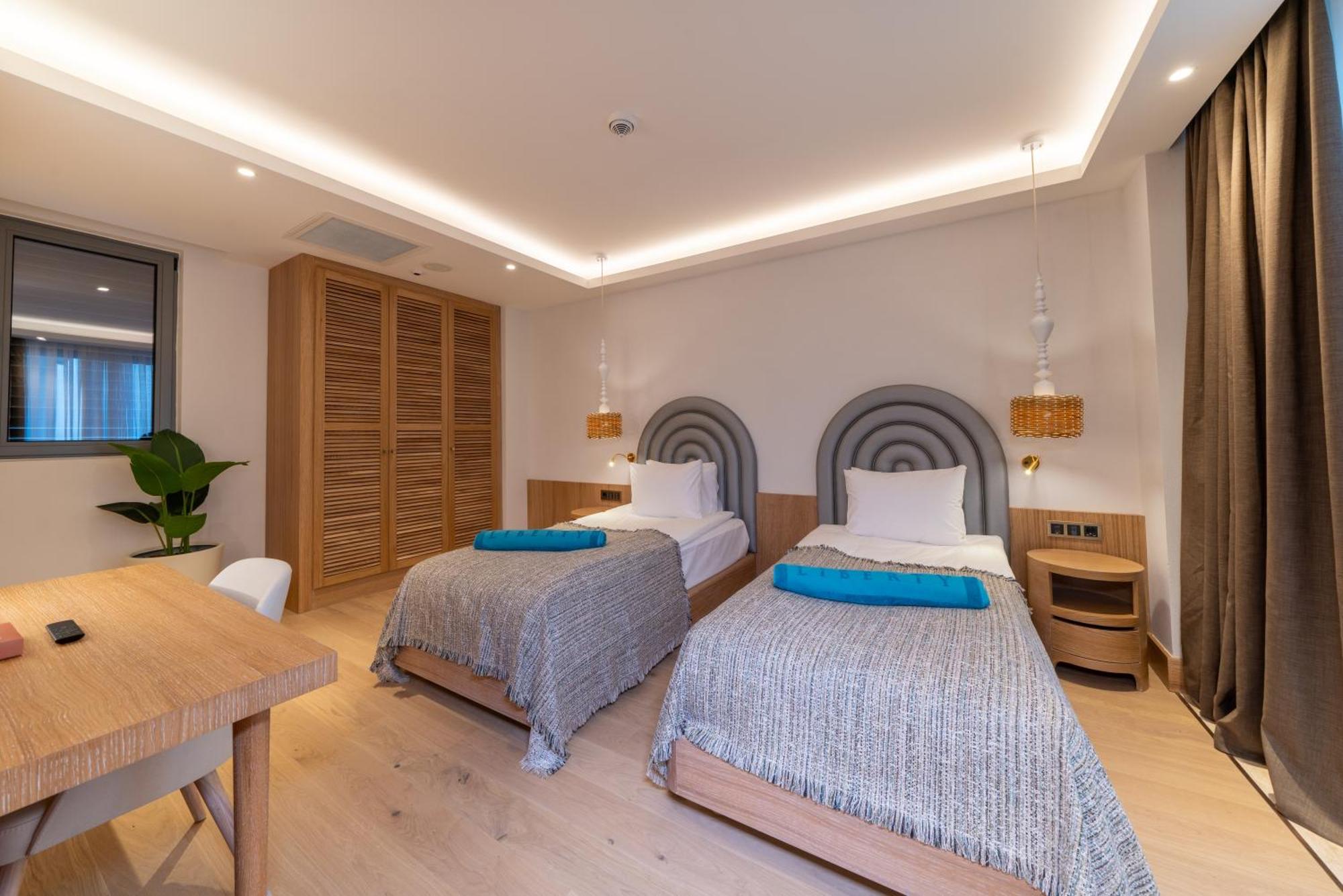 Liberty Fabay Hotel Fethiye Exterior foto A bedroom at the hotel